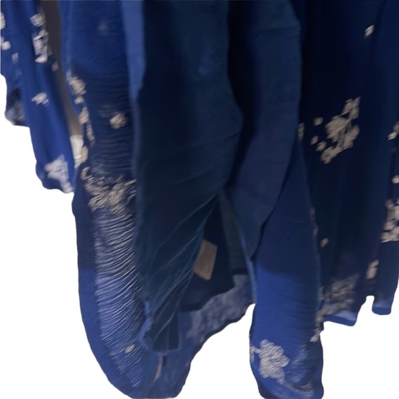 Free People dress   Size 0. Navy and white.  Absolutely beautiful - Picture 8 of 12